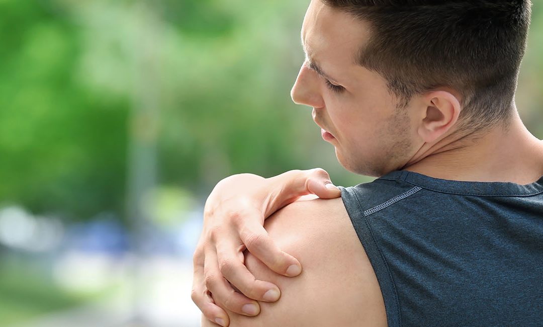 Shoulder Dislocation Causes, Symptoms And Treatment